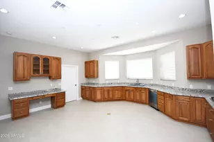 3315 W Pinnacle Vista Dr, Phoenix, AZ 85083 - Photo 11