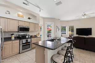 1719 E Kathleen Rd, Phoenix, AZ 85022 - Photo 17