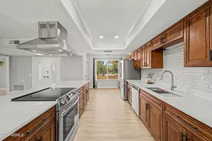 10014 W Oak Ridge Dr, Sun City, AZ 85351 - Photo 13