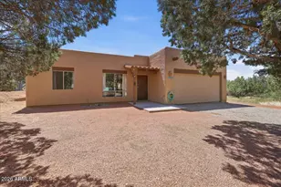 4735 E Valley Ln, Rimrock, AZ 86335 - Photo 1