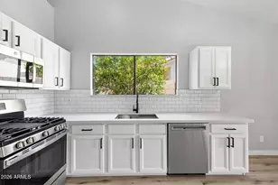 10359 E Davenport Dr, Scottsdale, AZ 85260 - Photo 11