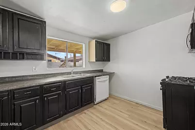 3130 W Almeria Road, Phoenix, AZ 85009 - Photo 5