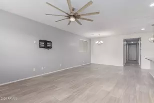 15807 W Port Royale Ln, Surprise, AZ 85379 - Photo 7