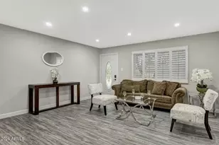7846 E Belleview St, Scottsdale, AZ 85257 - Photo 5