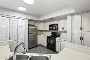 1331 W Baseline Rd, Mesa, AZ 85202 - Photo 11