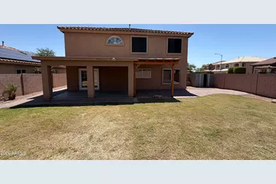 15652 W Calavar Road, Surprise, AZ 85379 - Photo 5