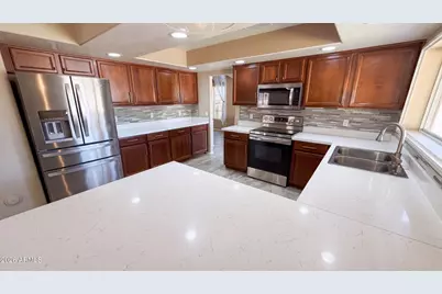 15652 W Calavar Road, Surprise, AZ 85379 - Photo 15
