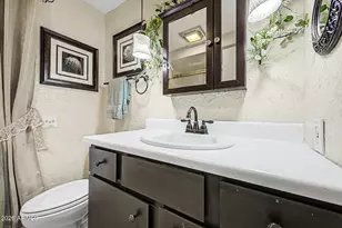 9321 W Briarwood Cir, Sun City, AZ 85351 - Photo 19