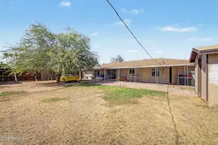 519 N Cheri Lynn Dr, Chandler, AZ 85225 - Photo 17