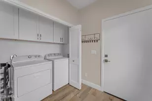 521 S Marina Dr, Gilbert, AZ 85233 - Photo 103