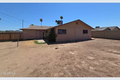 10436 N 37th Avenue, Phoenix, AZ 85051 - Photo 13