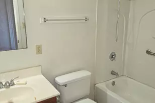 10436 N 37th Ave, Phoenix, AZ 85051 - Photo 7