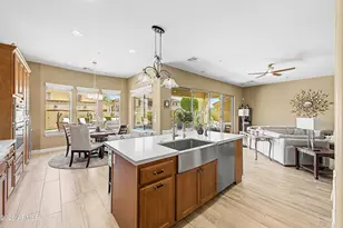 13348 W Gloria Ln, Peoria, AZ 85383 - Photo 25
