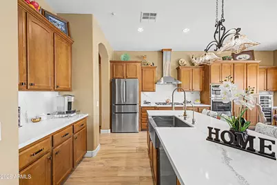 13348 W Gloria Lane, Peoria, AZ 85383 - Photo 23