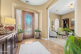 13348 W Gloria Ln, Peoria, AZ 85383 - Photo 9