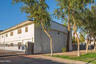 810 E Colter St, Phoenix, AZ 85014 - Photo 3