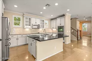 4725 E Tierra Buena Ln, Phoenix, AZ 85032 - Photo 9