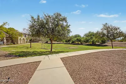 9446 S 34th Lane, Laveen, AZ 85339 - Photo 3