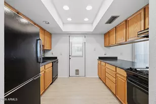 1709 N Gentry Cir, Mesa, AZ 85213 - Photo 9