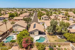 1253 S Colonial Dr, Gilbert, AZ 85296 - Photo 33