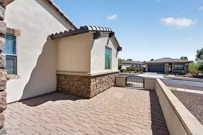 20668 W Park Meadows Drive, Buckeye, AZ 85396 - Photo 15