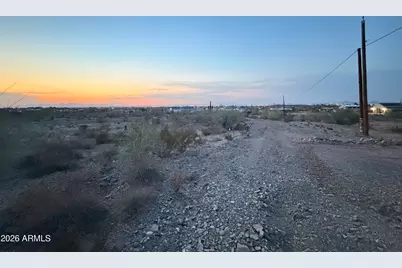 18324 S 23rd Avenue #-, Phoenix, AZ 85041 - Photo 1