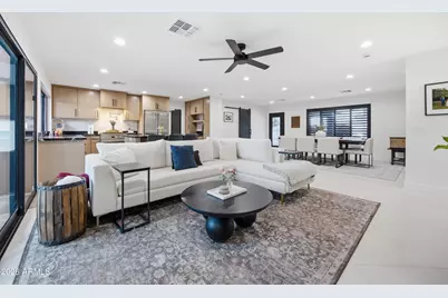 2002 E Vista Drive, Phoenix, AZ 85022 - Photo 3