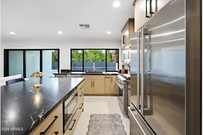 2002 E Vista Drive, Phoenix, AZ 85022 - Photo 9