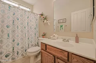 15933 W Mauna Loa Ln, Surprise, AZ 85379 - Photo 17