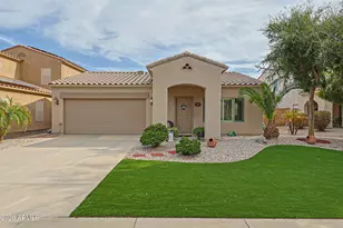 15933 W Mauna Loa Ln, Surprise, AZ 85379 - Photo 1