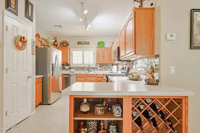 15933 W Mauna Loa Lane, Surprise, AZ 85379 - Photo 11