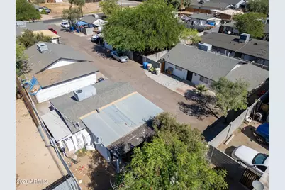 1801 N 25th Place, Phoenix, AZ 85008 - Photo 9