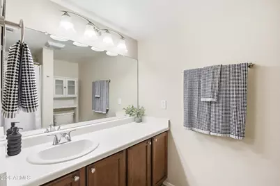240 W Juniper Avenue #1234, Gilbert, AZ 85233 - Photo 13