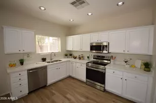 1079 E Country Crossing Way, San Tan Valley, AZ 85143 - Photo 1