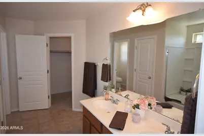1079 E Country Crossing Way, San Tan Valley, AZ 85143 - Photo 5