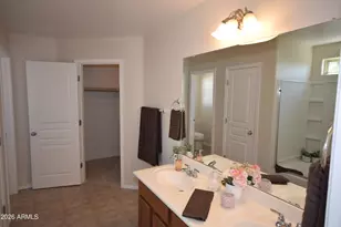 1079 E Country Crossing Way, San Tan Valley, AZ 85143 - Photo 5