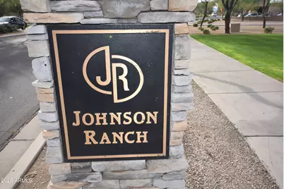 1079 E Country Crossing Way, San Tan Valley, AZ 85143 - Photo 29
