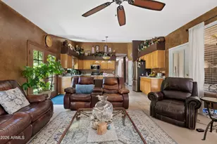 1278 S Monterey St, Gilbert, AZ 85233 - Photo 13