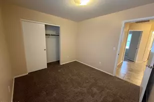 3236 E Kerry Ln, Phoenix, AZ 85050 - Photo 17