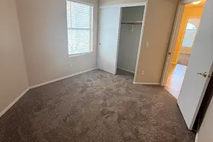 3236 E Kerry Ln, Phoenix, AZ 85050 - Photo 23