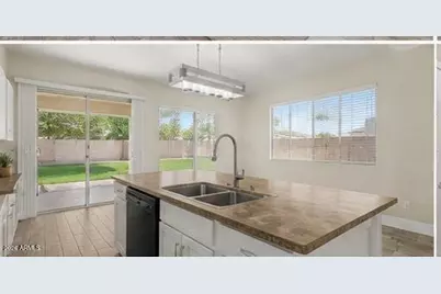 2919 N 140th Drive, Goodyear, AZ 85395 - Photo 39