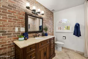 320 W Bethany Home Rd, Phoenix, AZ 85013 - Photo 11