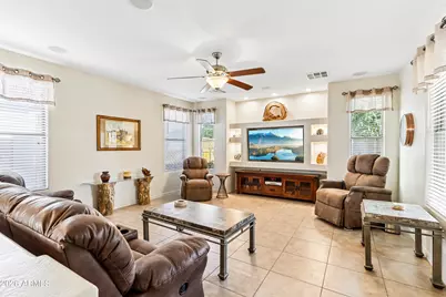 18473 W Marconi Avenue, Surprise, AZ 85388 - Photo 11