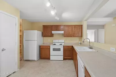 25740 W Twilight Lane, Buckeye, AZ 85326 - Photo 9