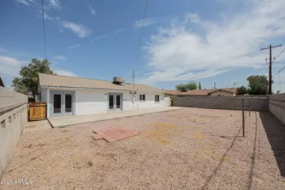 1907 W Denton Lane, Phoenix, AZ 85015 - Photo 29