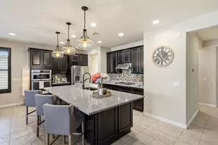 14350 W Bloomfield Rd, Surprise, AZ 85379 - Photo 11