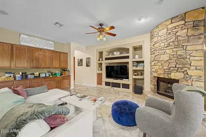 65 S Presidio Drive, Gilbert, AZ 85233 - Photo 9