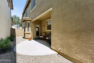 4383 E Morrow Dr, Phoenix, AZ 85050 - Photo 29