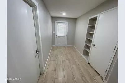 2211 N 54th Lane, Phoenix, AZ 85035 - Photo 11