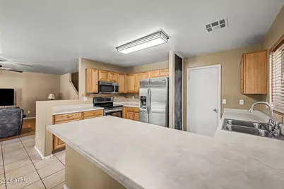 10637 W Pima Street, Tolleson, AZ 85353 - Photo 13